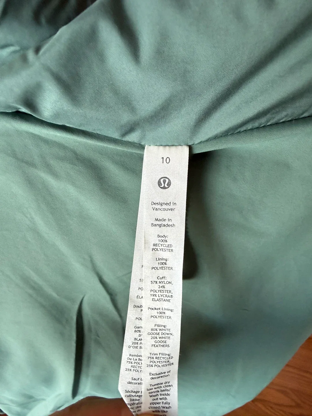 Lululemon Wunder Puff Jacket - Size 10 image indicator(4)