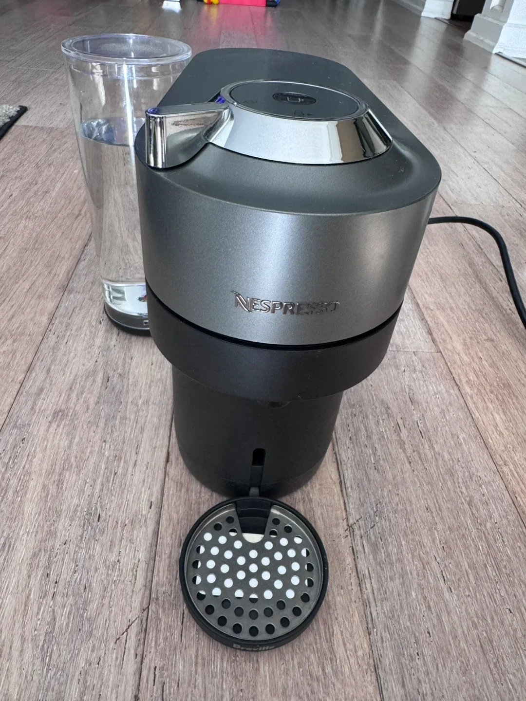 Nespresso Vertuo Next Coffee Machine image indicator(2)