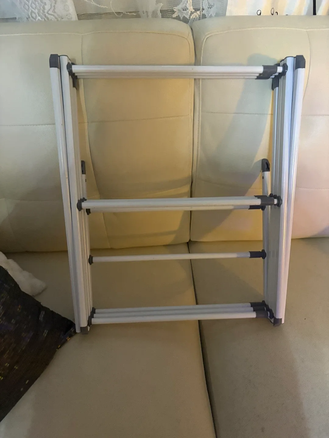 White Clothes Drying Rack image indicator(2)