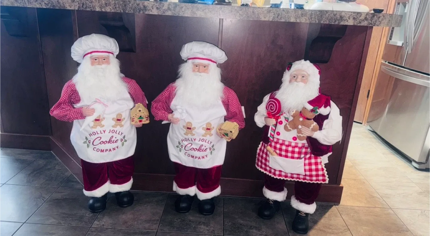 Santa Claus Figurine