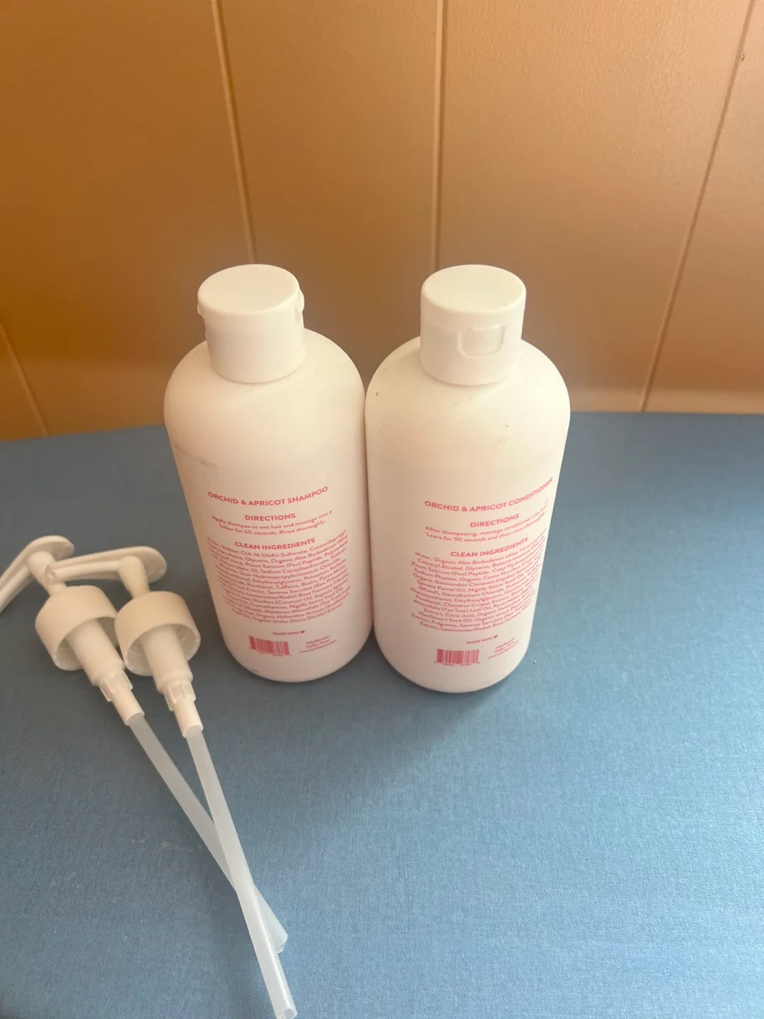 Routine Wellness Orchid & Apricot Shampoo & Conditioner Set image indicator(8)