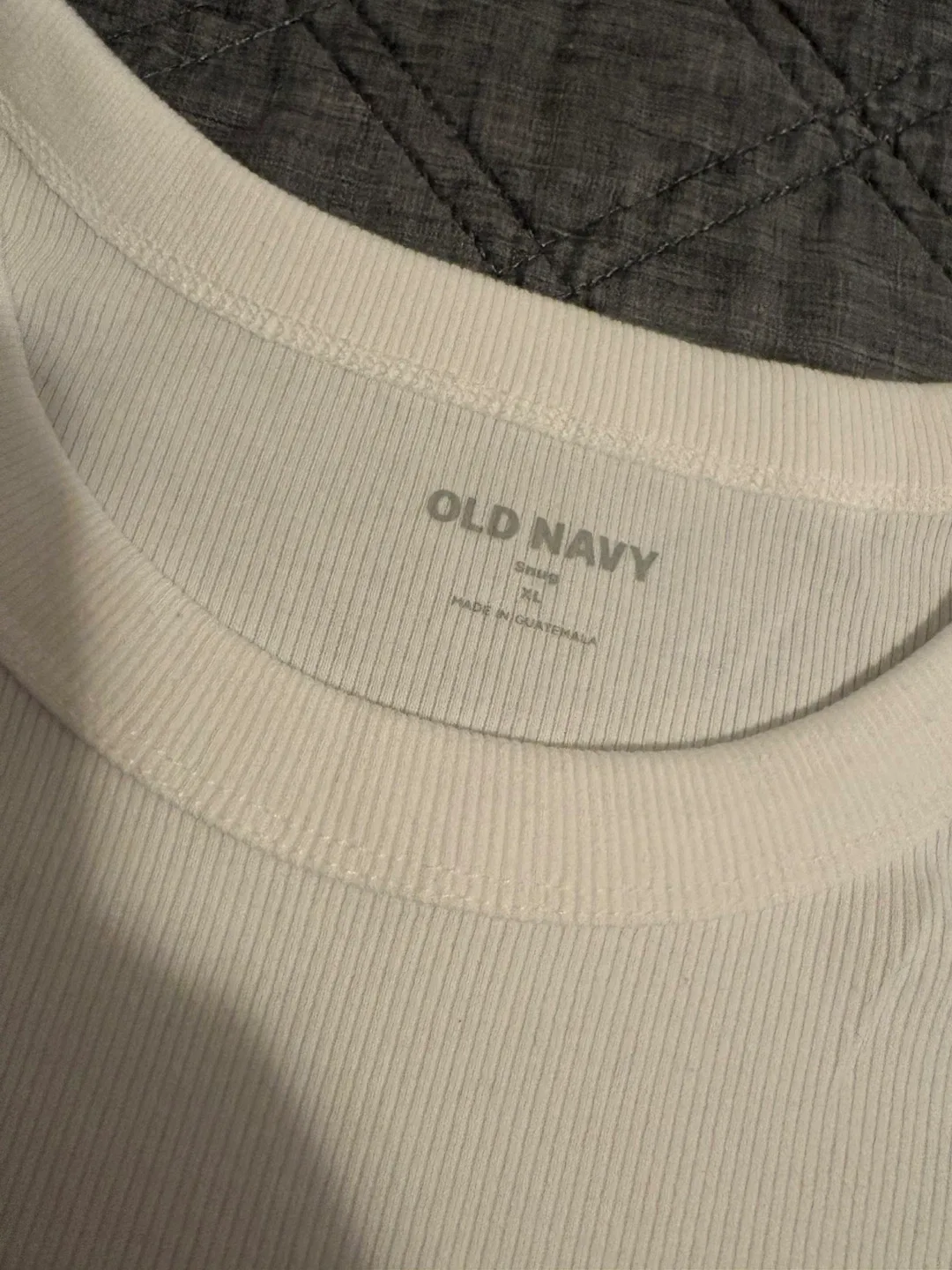 Old Navy White Ribbed T-Shirt - XL image indicator(3)