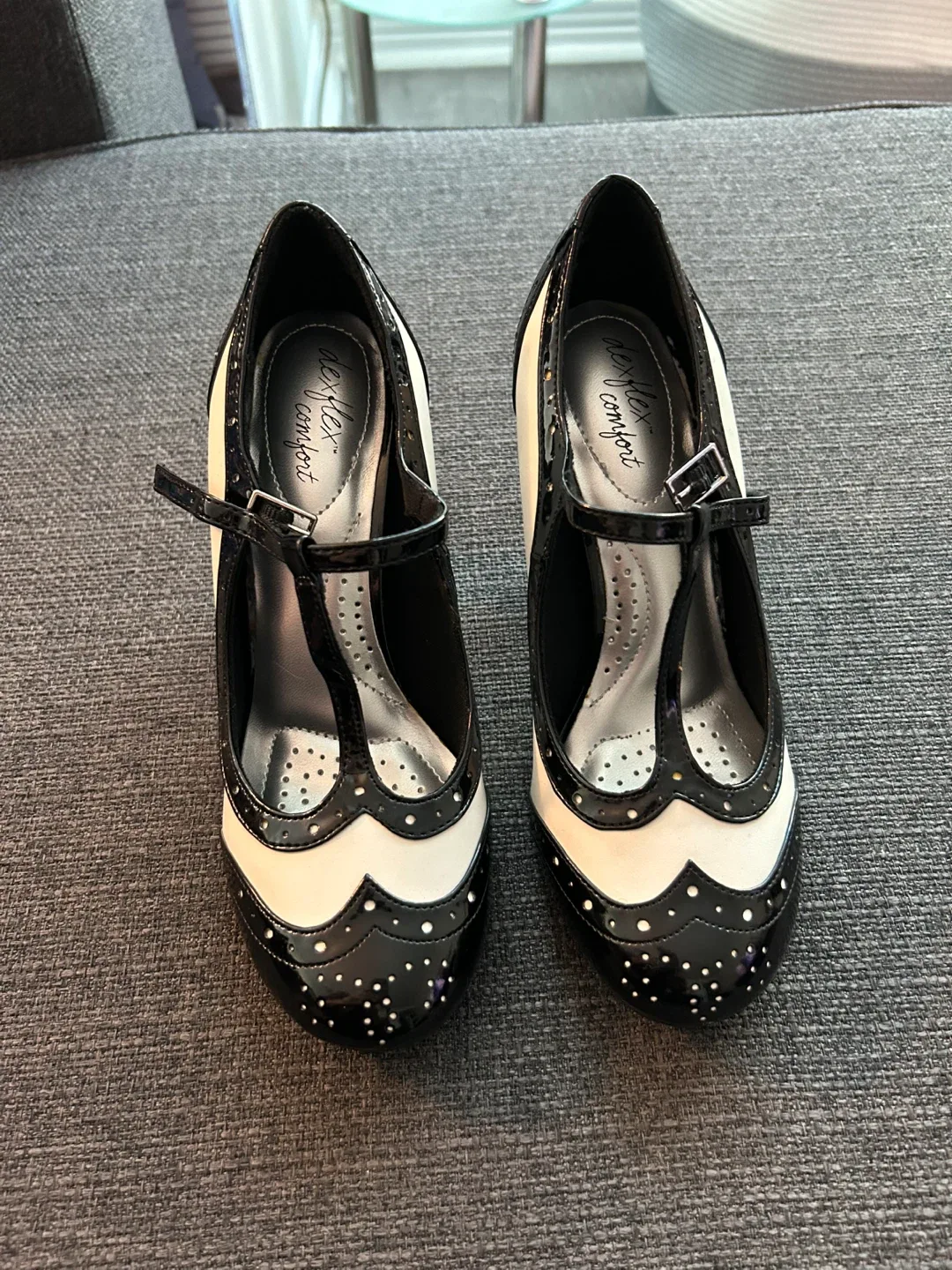 Dexflex Comfort heels thumbnail