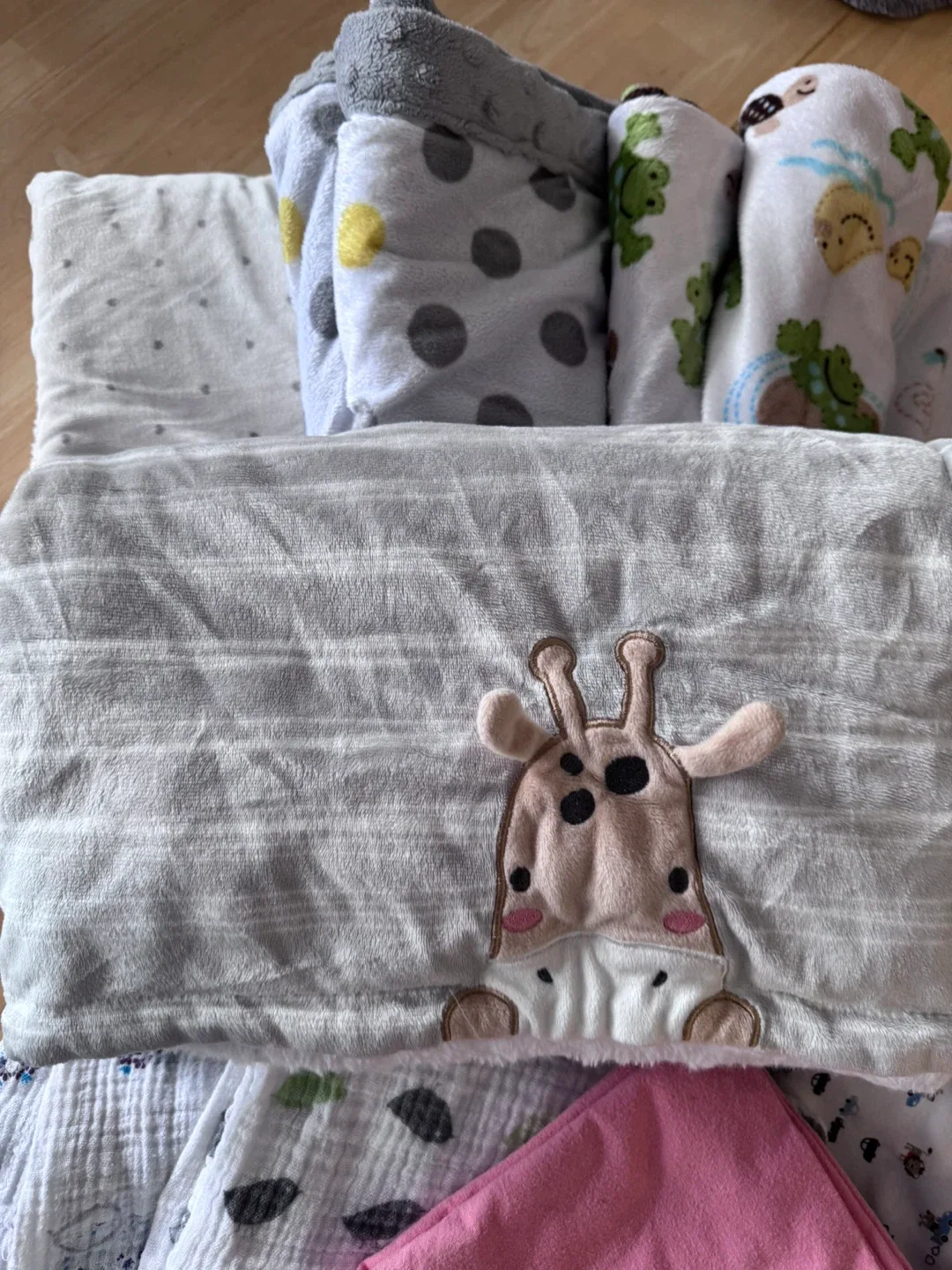 Assorted Baby Blankets image indicator(3)