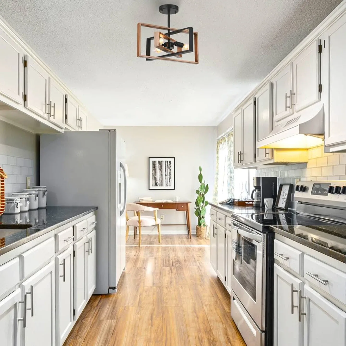 Capslpad Industrial Rectangle Ceiling Light image indicator(2)