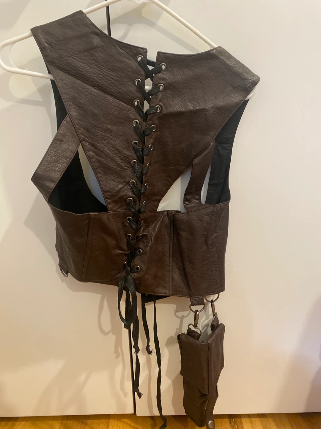 Widow XL Brown Leather Lace-Up Vest - photo 4