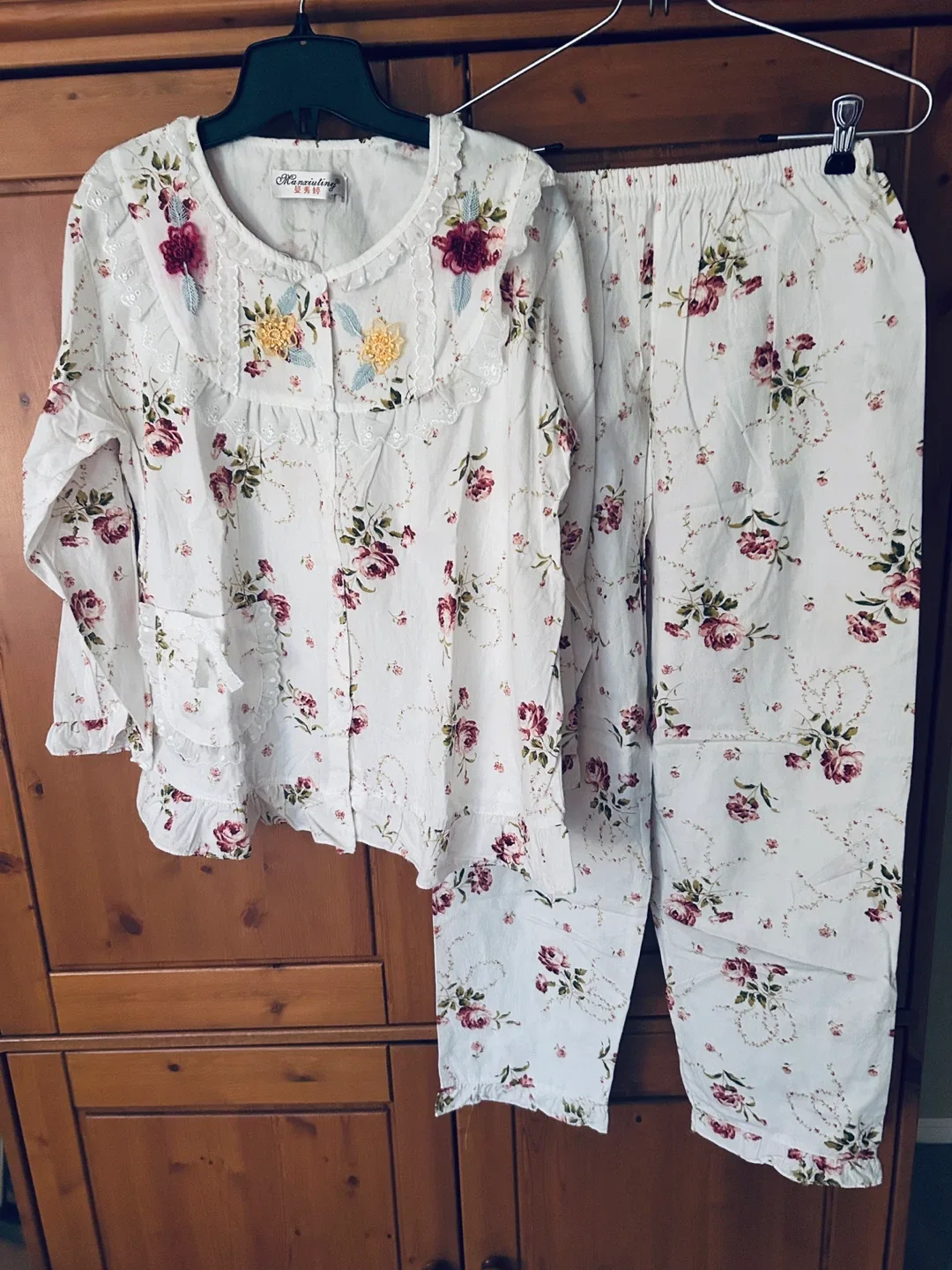 Brand new cotton Pajama Set with appliqués & lace