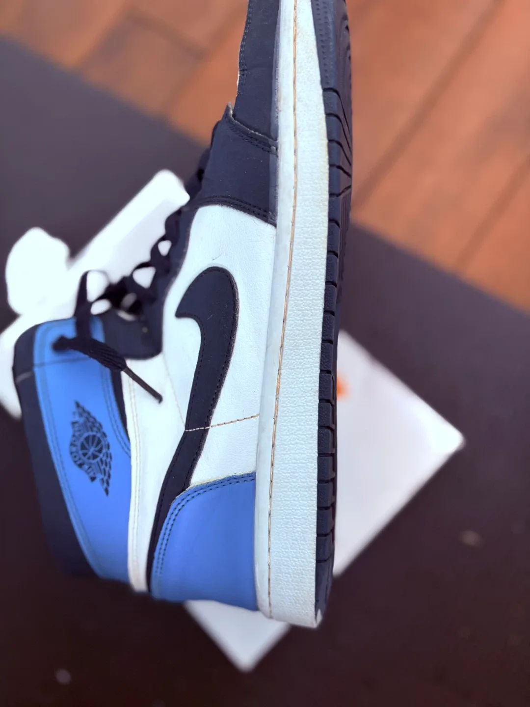 Nike Air Jordan 1 High University Blue size 10 thumbnail