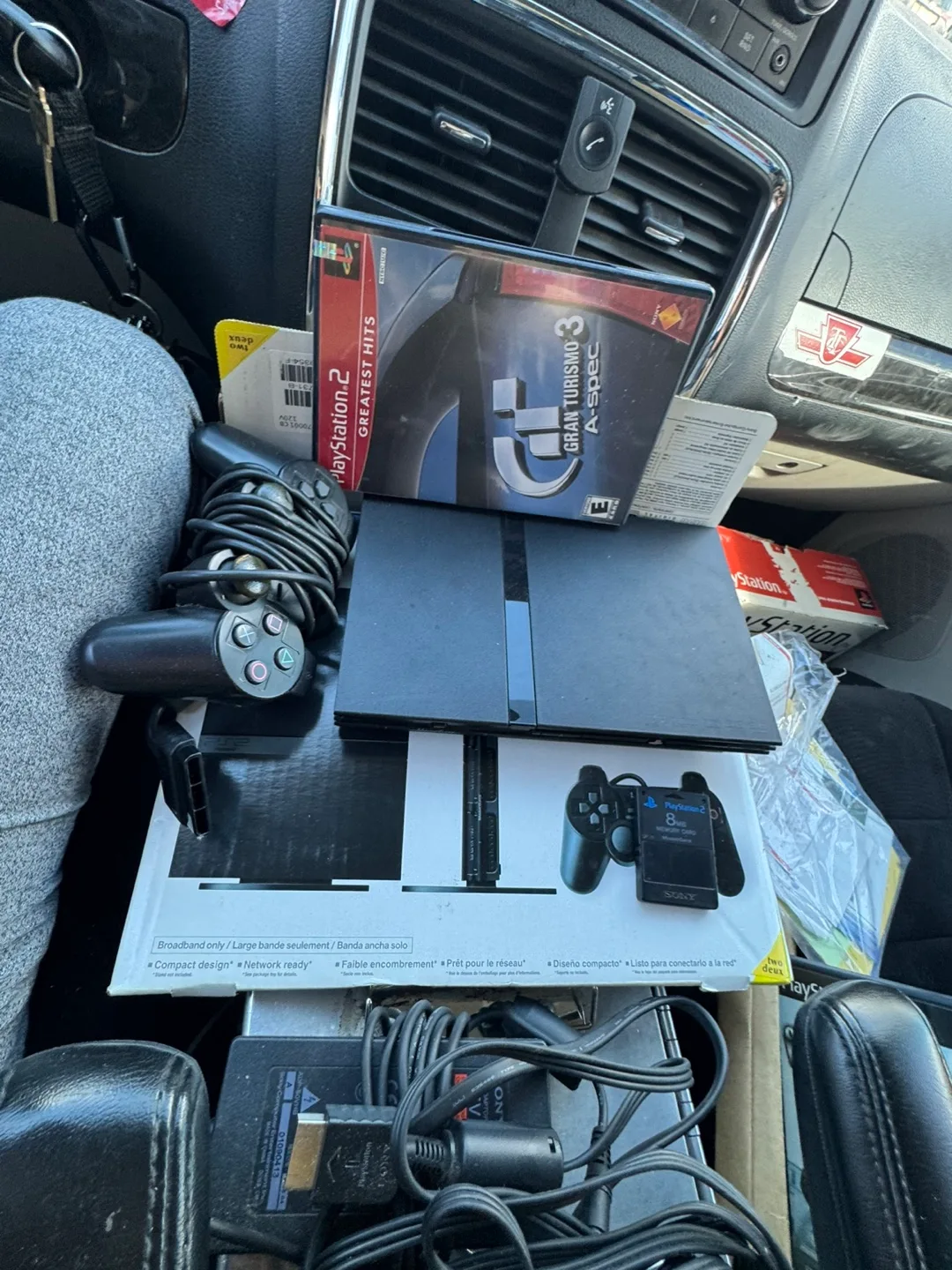 Sony PlayStation 2 (PS2) with Games image indicator(2)