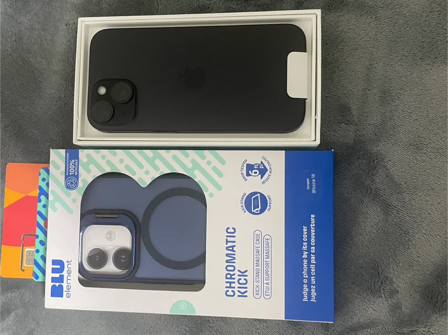 Selling iPhone 15 blu phone case image indicator(2)
