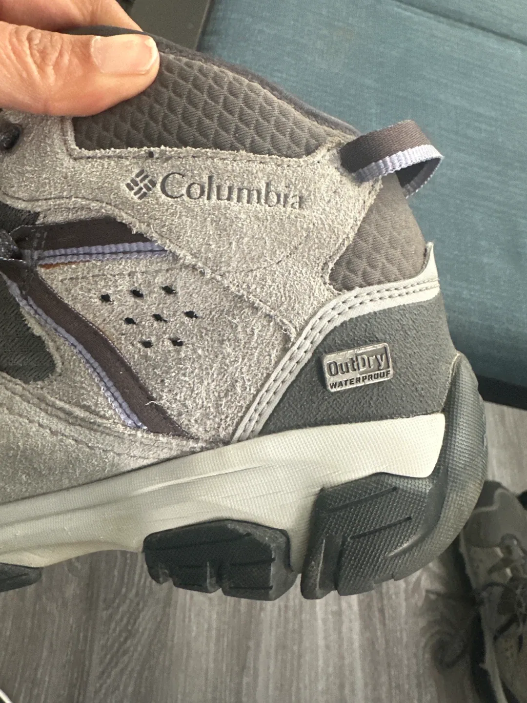 Columbia women’s  OutDry Hiking Boots - US size 9🥕 image indicator(3)