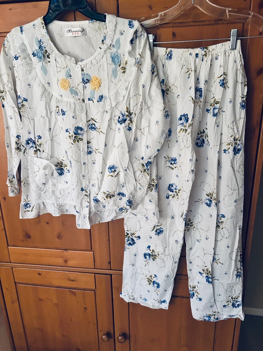 Brand new appliquéd cotton & lace Pajamas PJs