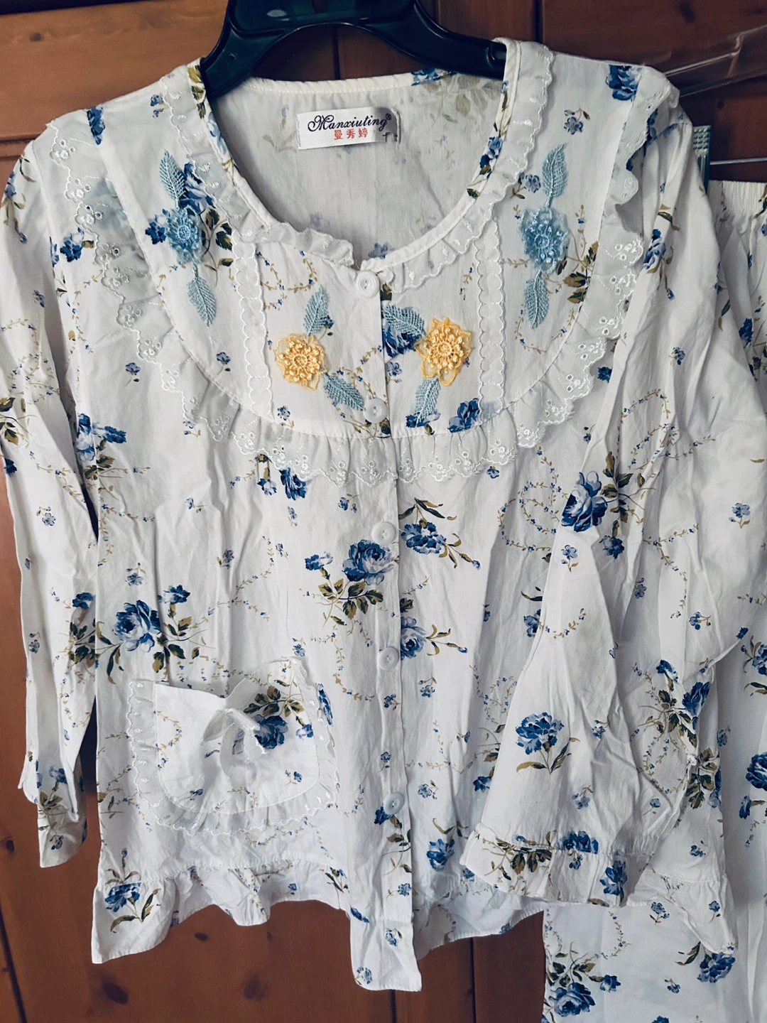 Brand new appliquéd cotton & lace Pajamas PJs - photo 2