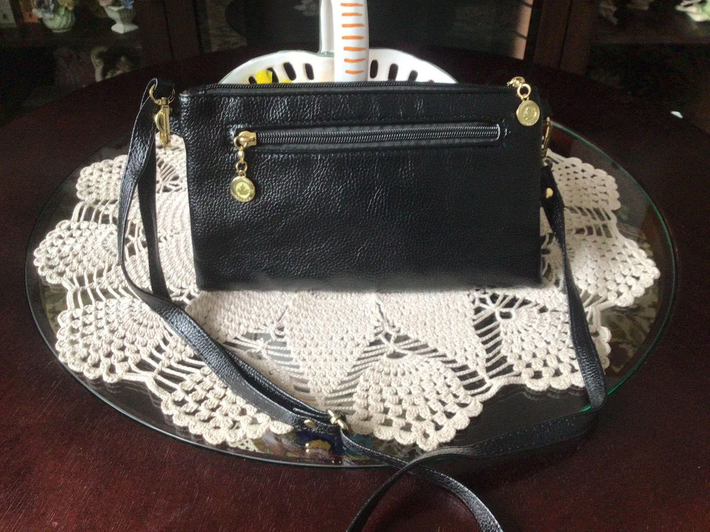 Black ladies cross body bag made in Canada size 10 x6