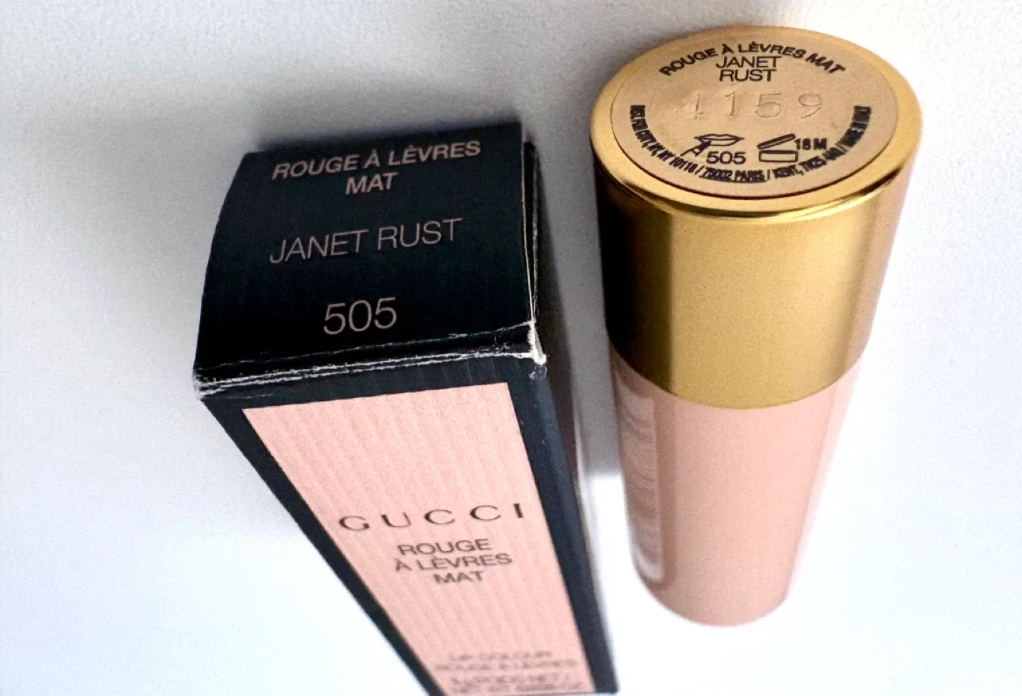 Gucci velvet matte lipstick (travel size )‼️final price ‼️ image indicator(2)