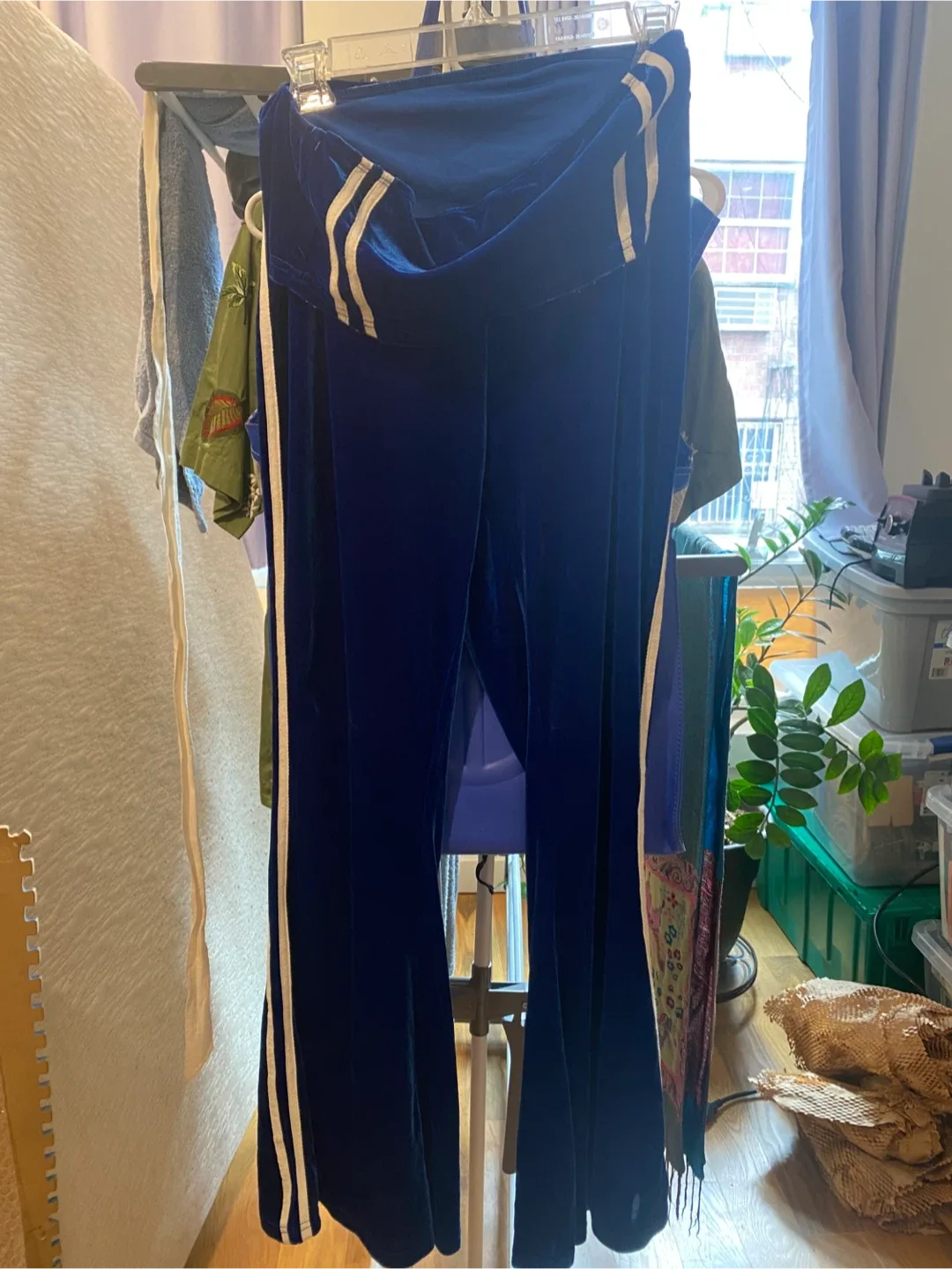 Shein Blue Velvet Pant and Tube Top Set - Size L image indicator(2)