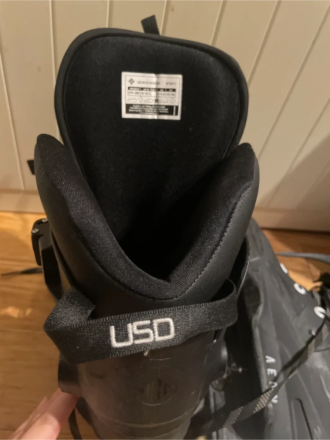 USD Aeon 60 Basic XXI Inline Skates US 10-10.5 image indicator(3)