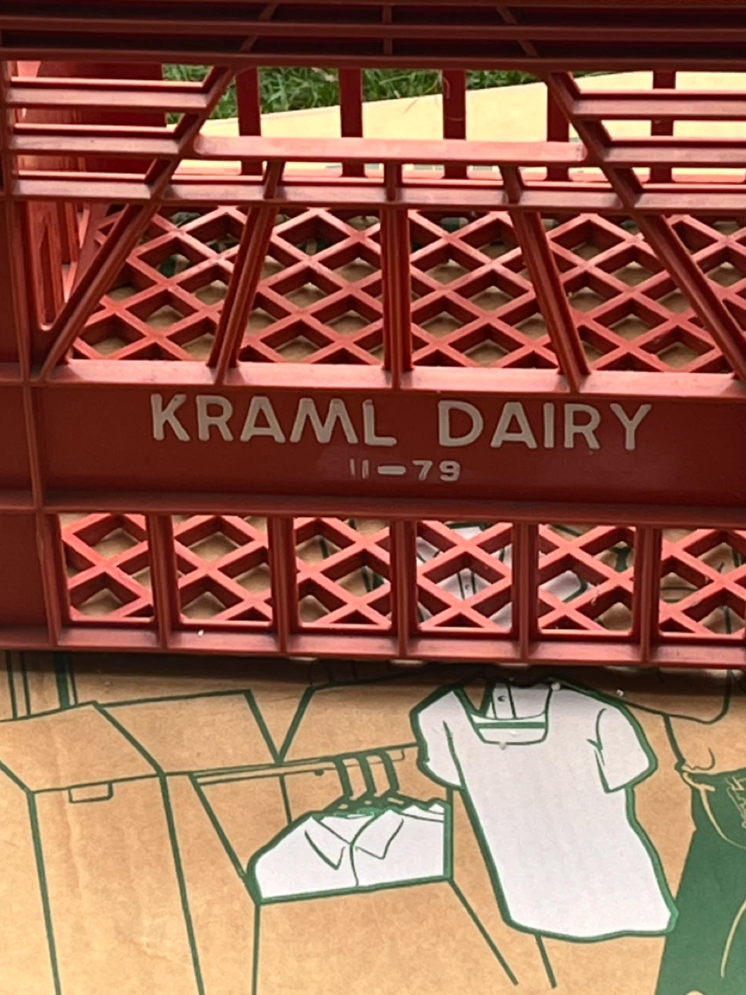 Kraml Dairy Red Milk Crate - photo 2