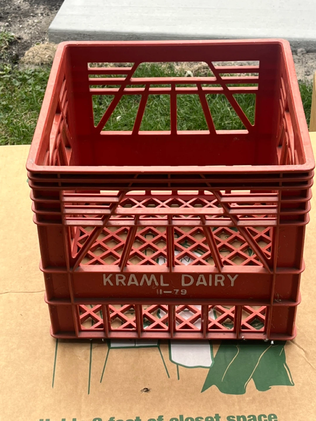 Kraml Dairy Red Milk Crate - photo 4