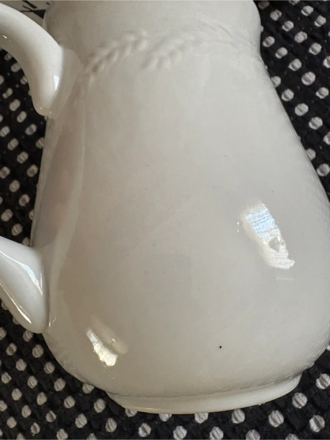 Vintage Gibson White Classic Ceramic Pitcher image indicator(4)