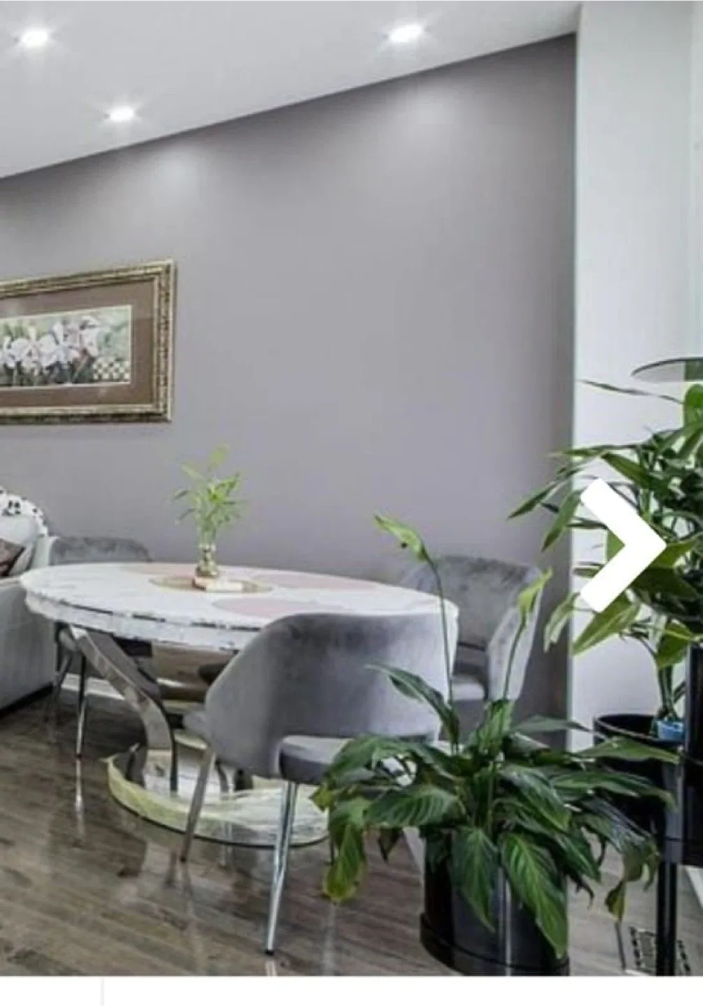 Round Marble Dining Table image indicator(7)