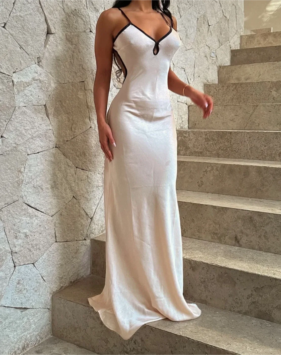 Satin Maxi dress - size S image indicator(3)