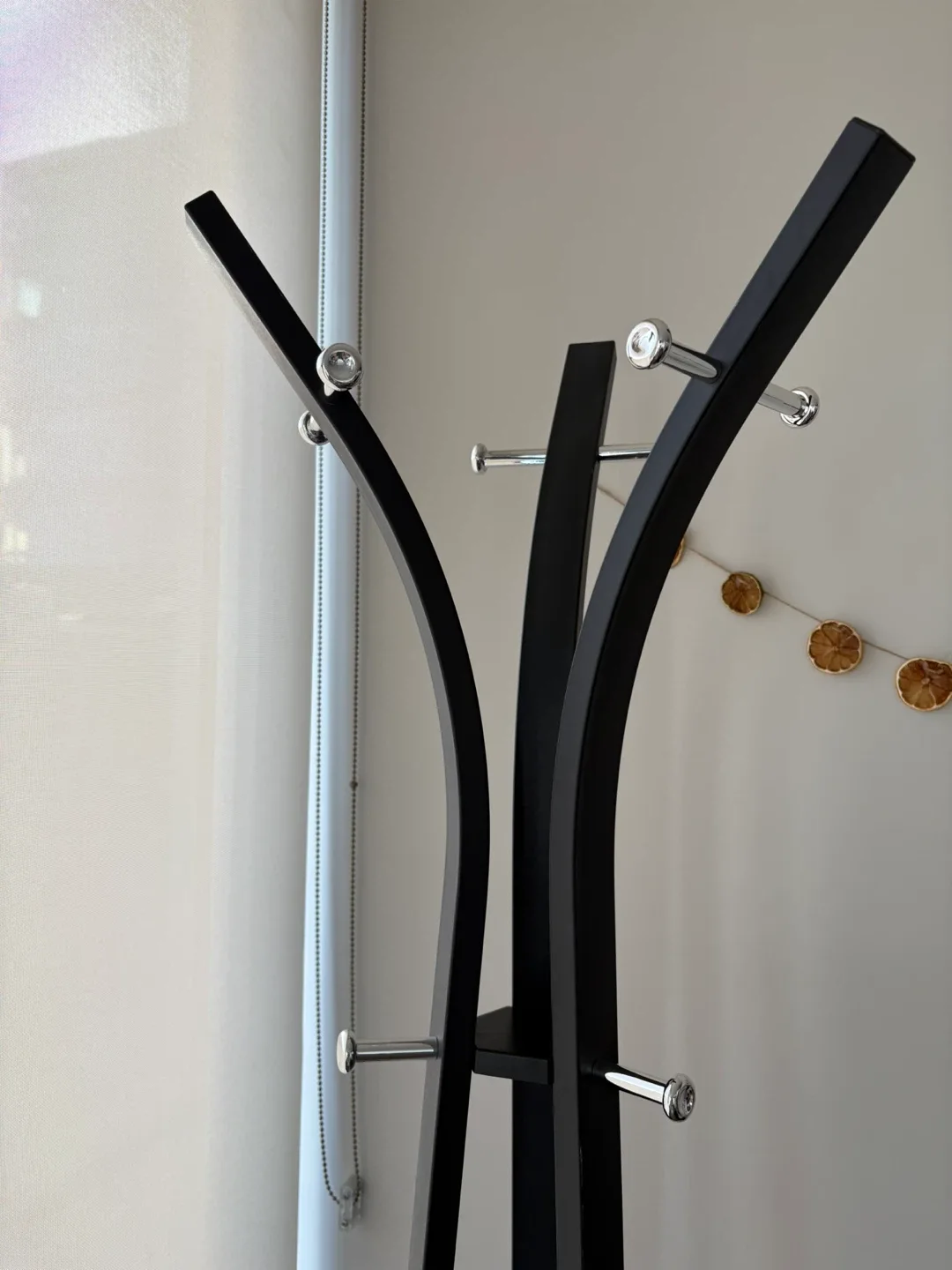 Black Coat Stand image indicator(4)
