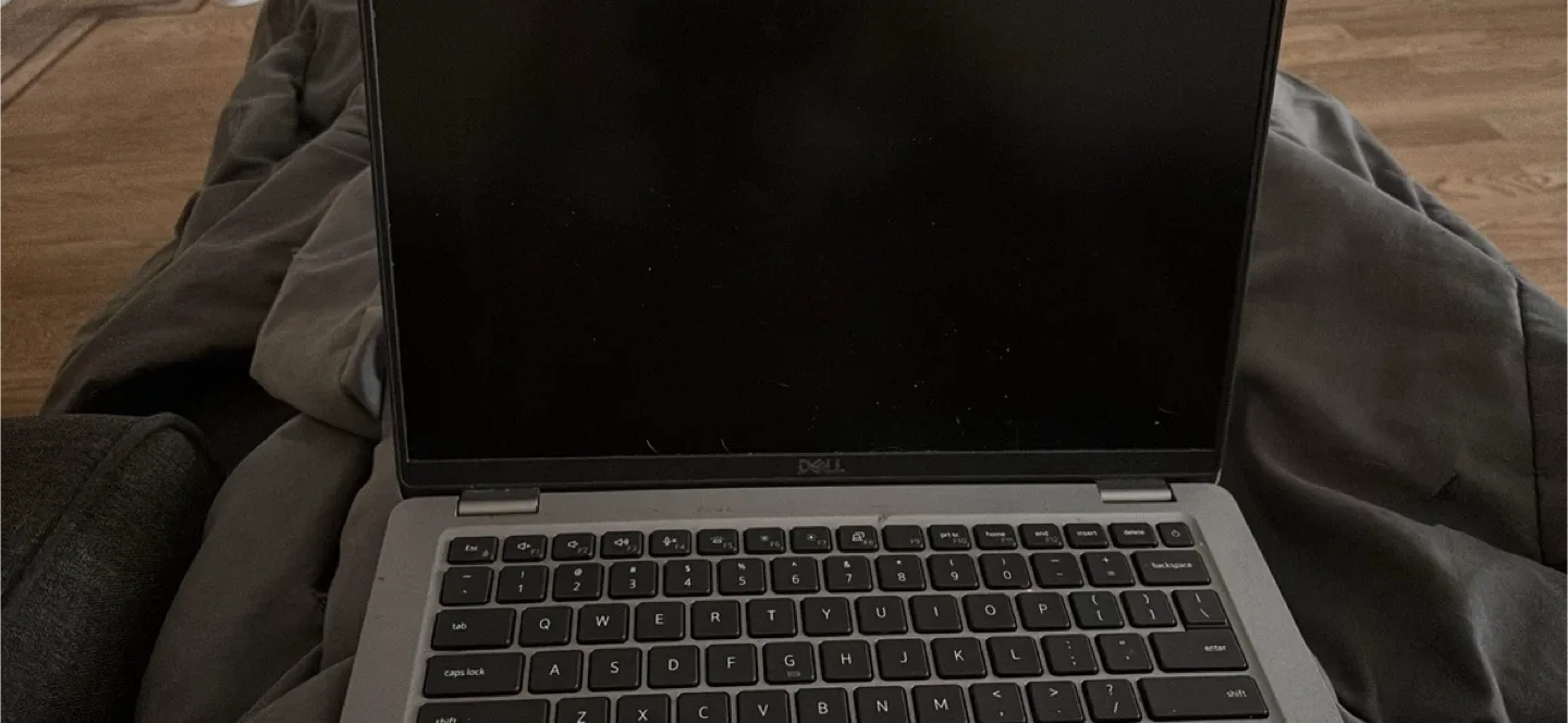 Dell Latitude Laptop - For Parts image indicator(3)