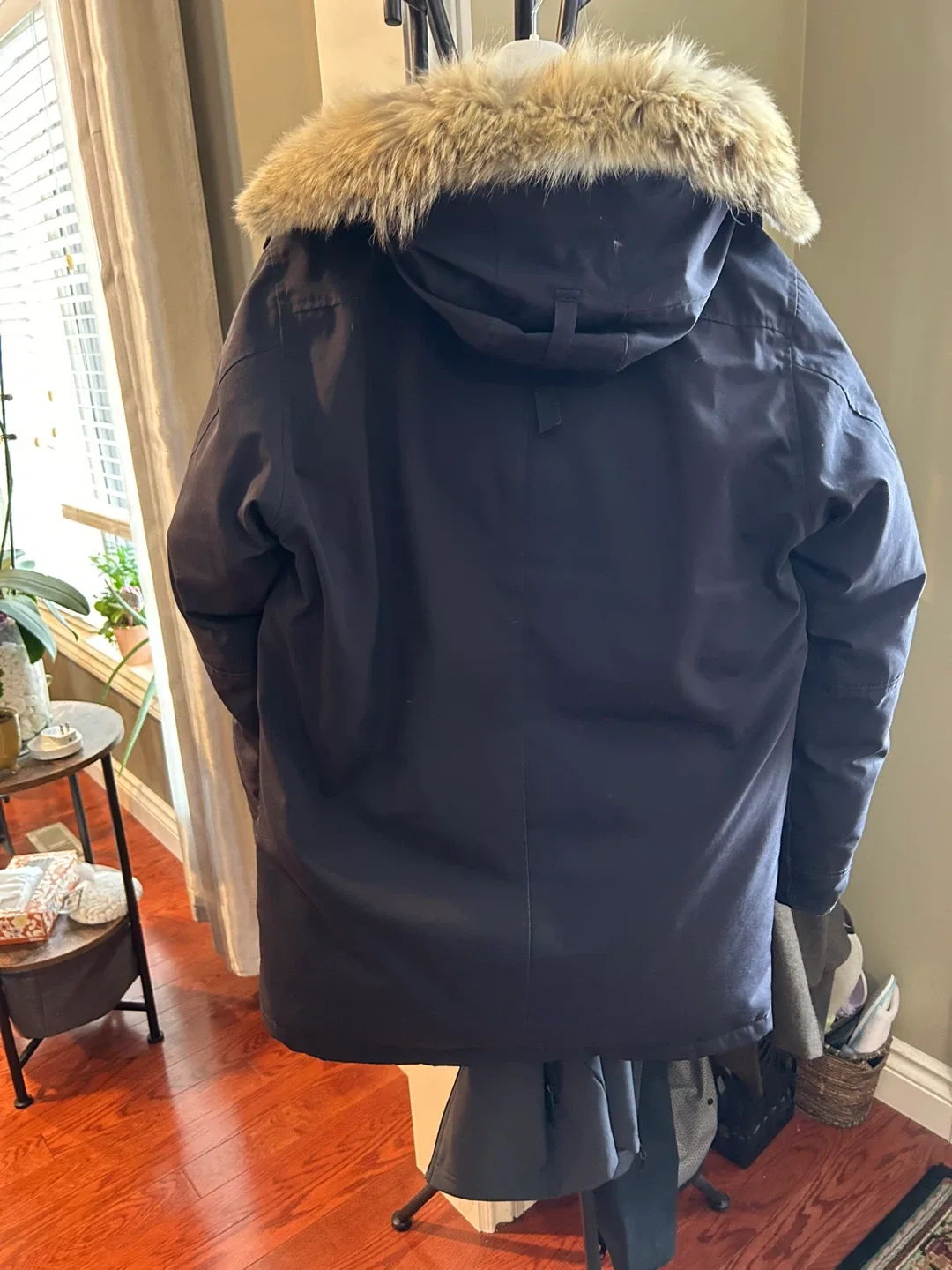 Canada Goose Parka - XL image indicator(2)
