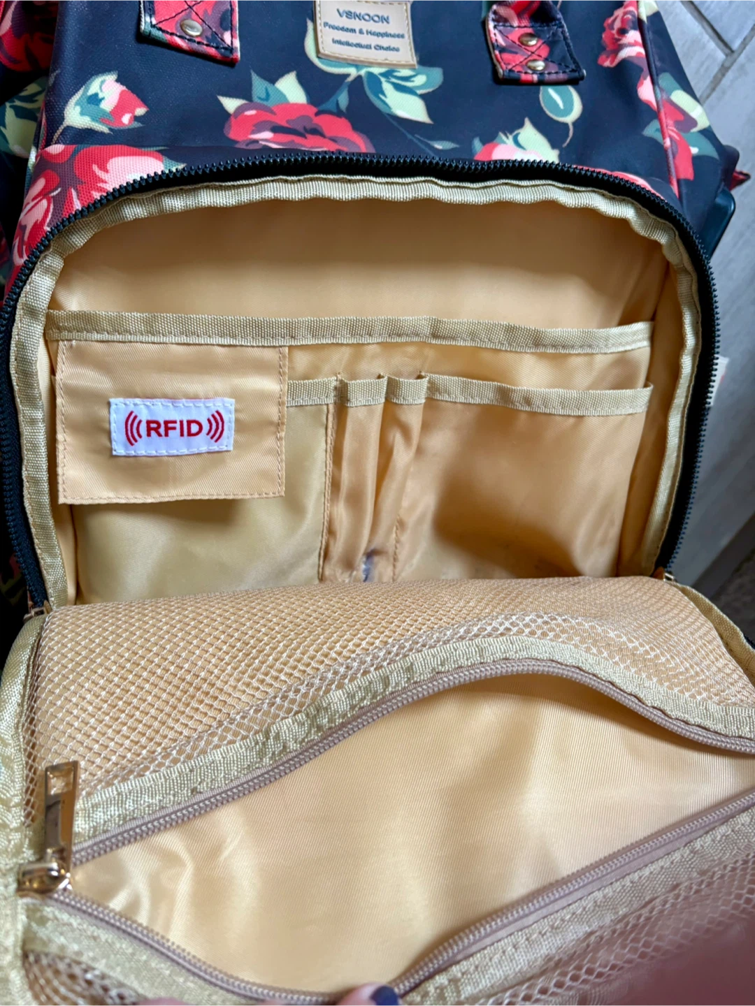 Vshoon Floral Backpack - photo 4
