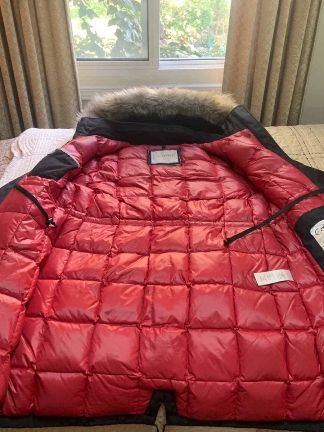 Calvin Klein Black Winter Parka - Size L image indicator(7)