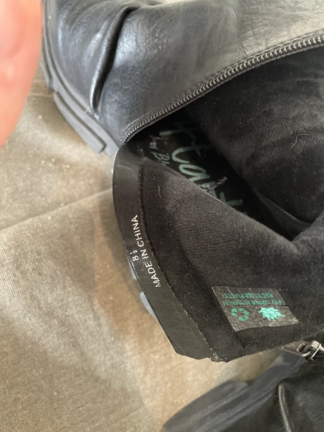 4Earth by Blowfish Malibu Black Ankle Boots image indicator(4)