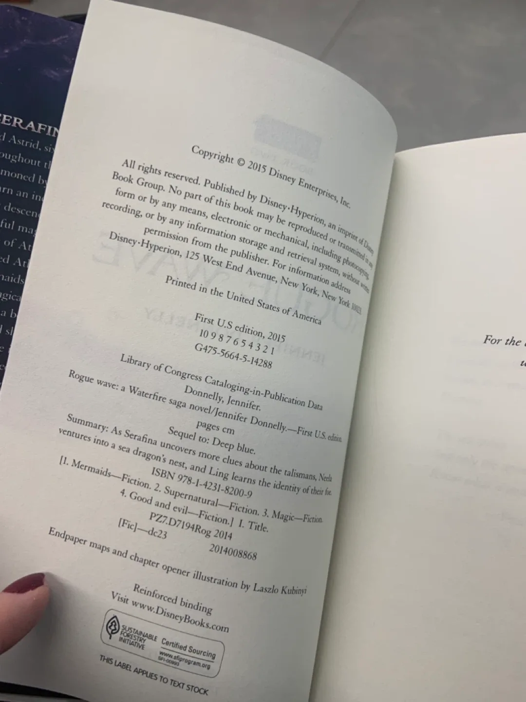 Rogue Wave by Jennifer Donnelly (Waterfire Saga) image indicator(5)