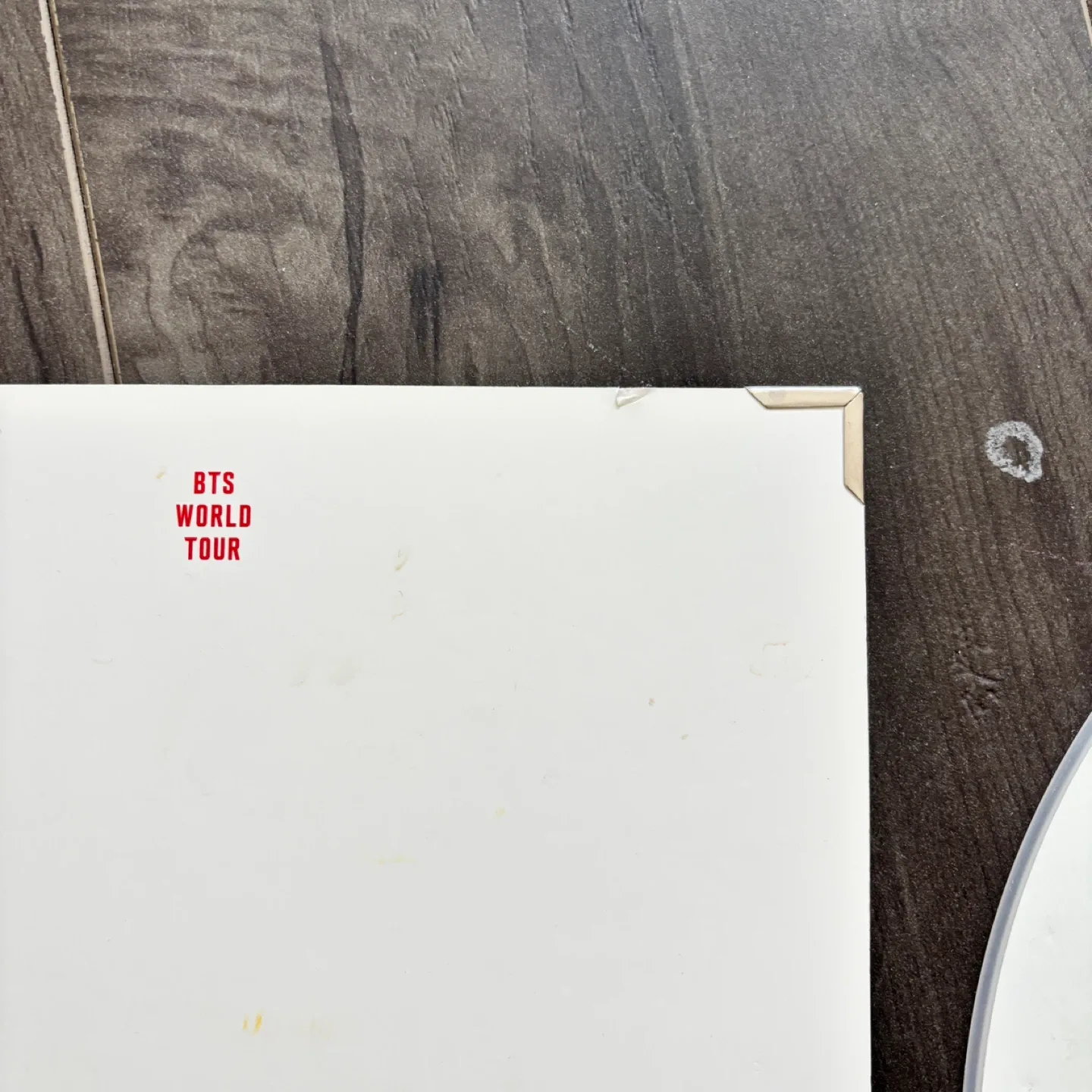 BTS World Tour 'Love Yourself' Merch image indicator(3)