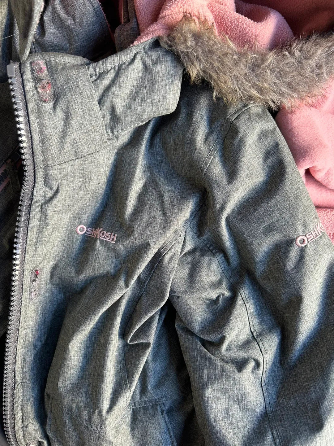 OshKosh Girl's Snowsuit - Size 6 image indicator(2)