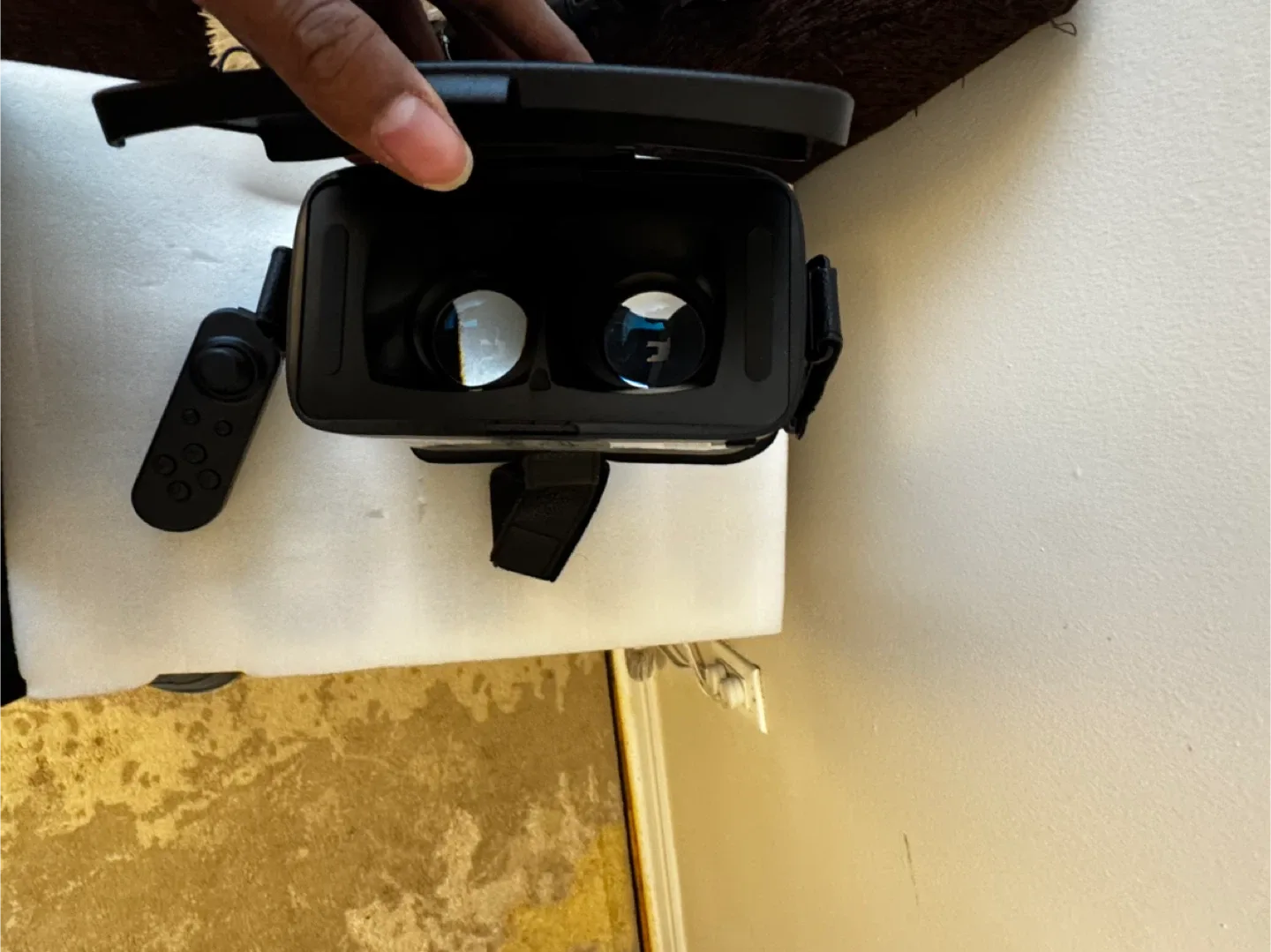 DESIER V5-2 VR Headset image indicator(2)