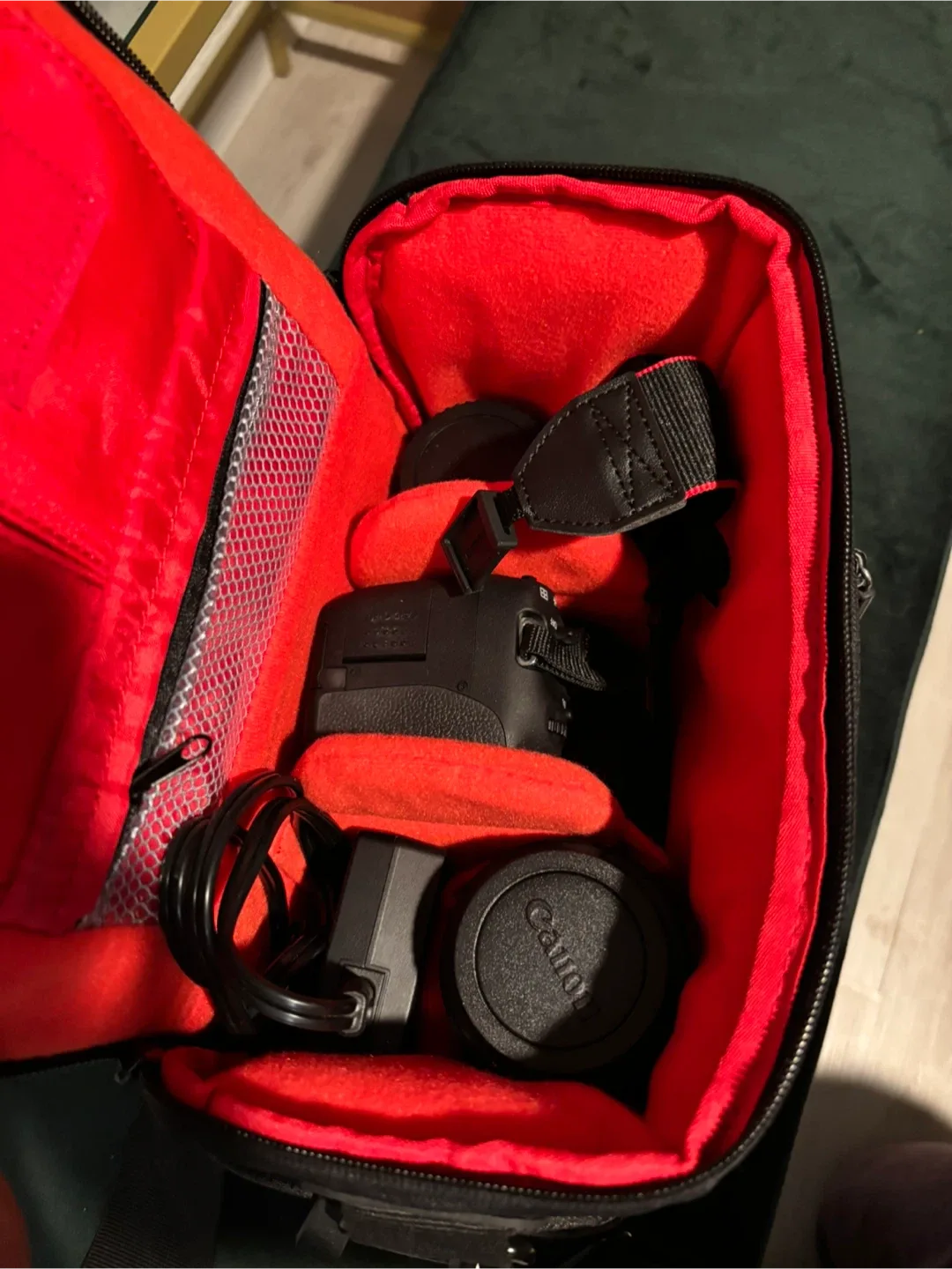 Canon EOS Rebel T5i with 18-55mm & 75-300mm Lenses image indicator(7)