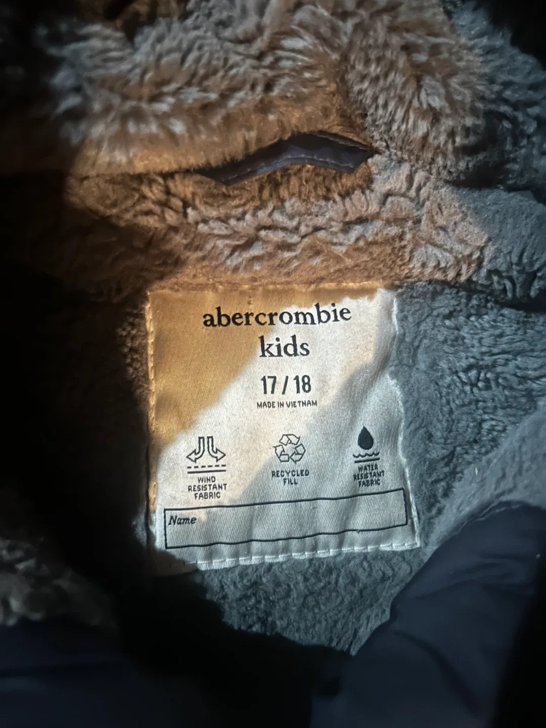 Abercrombie Kids Puffer Jacket, Size 17/18 image indicator(3)