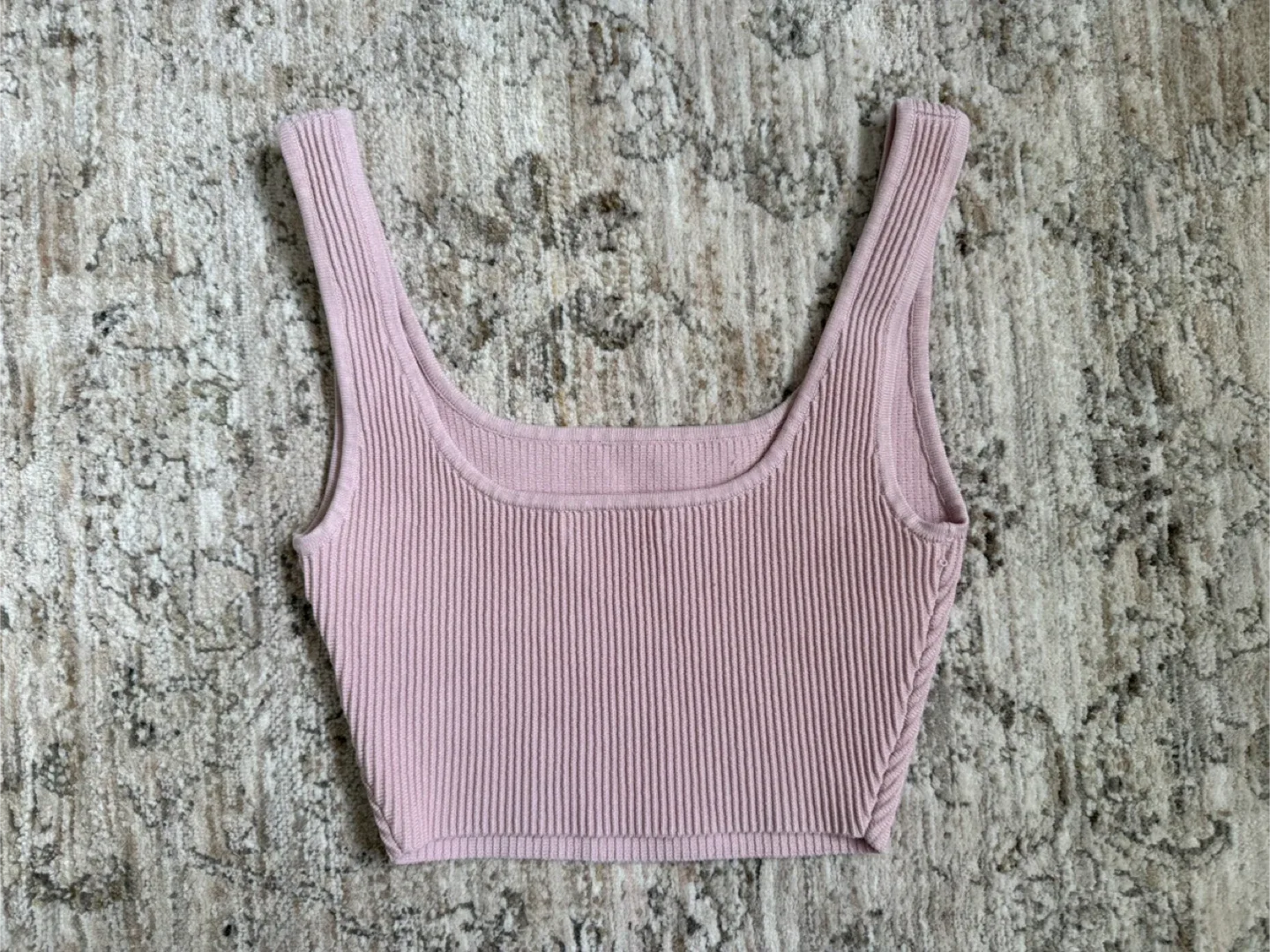 Babaton Aritzia Sculpt Knit Cropped Tank - XS image indicator(2)