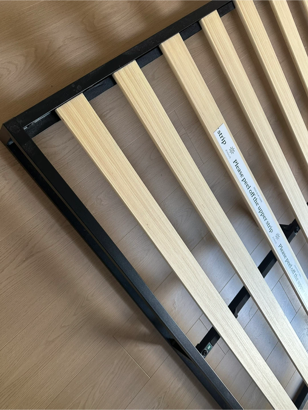 Black Metal Bed Frame - Queen Size - photo 3