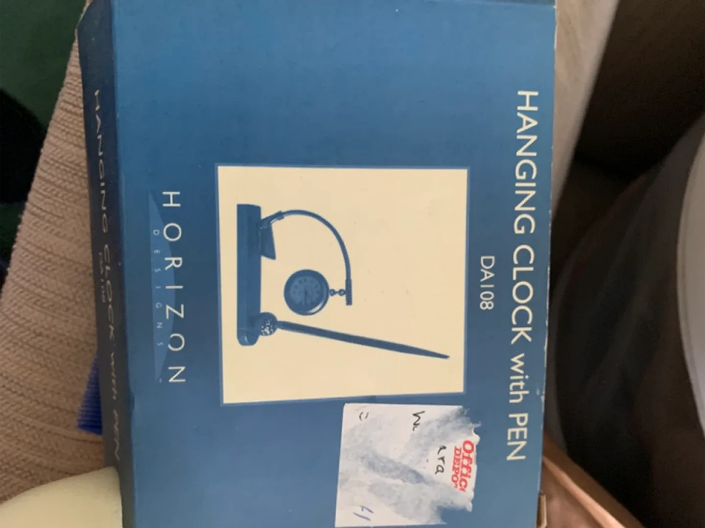 Horizon Designs Hanging Clock with Pen DA108 image indicator(2)