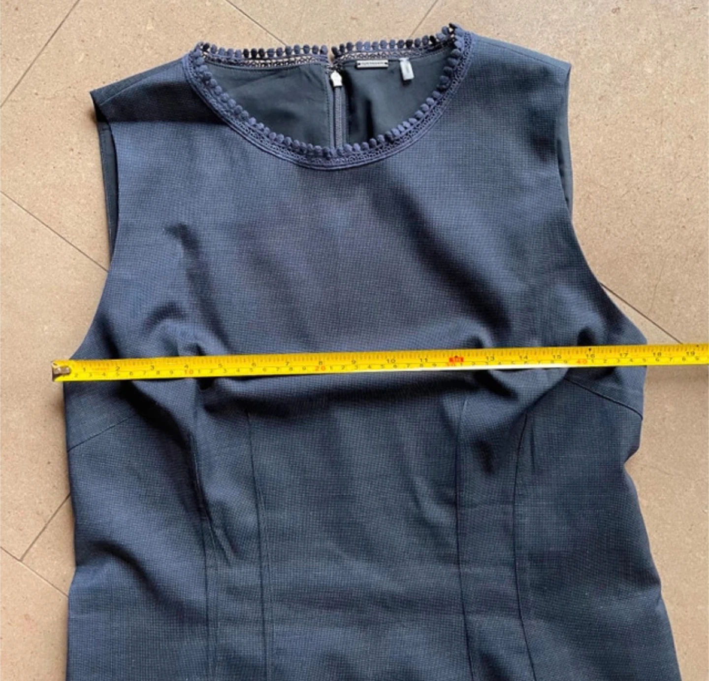 Elie Tahari Sleeveless Sheath Dress - Midnight Blue - Sz. 14 - photo 5