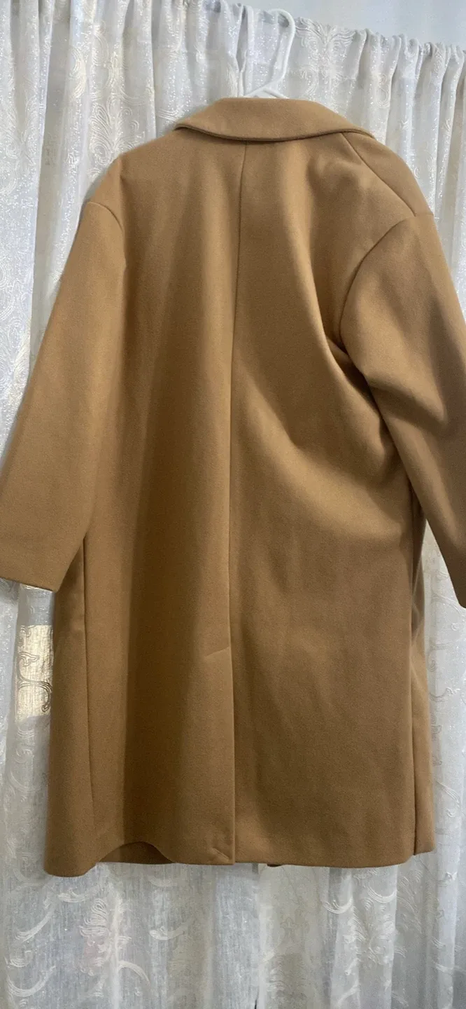 Tahari Camel Coat - New with Tags image indicator(5)