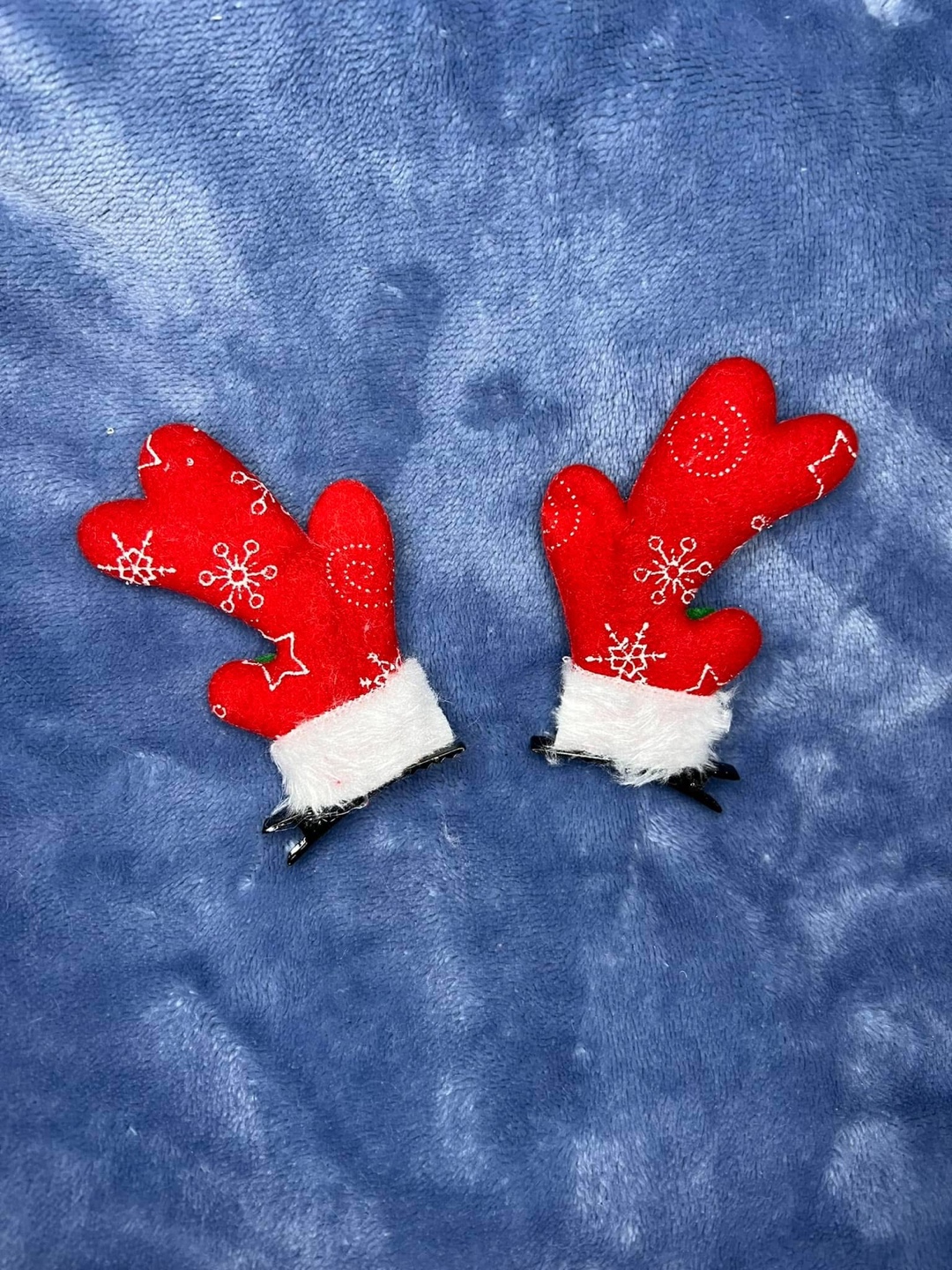 Reindeer Antler Hair Clips - Holiday Accessories - photo 3