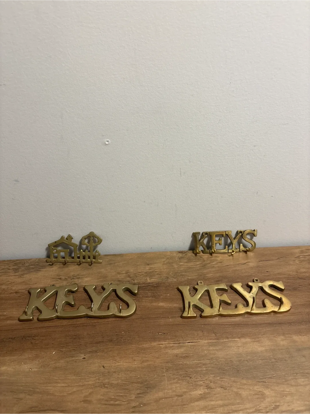 Vintage Brass Key Holder image indicator(6)