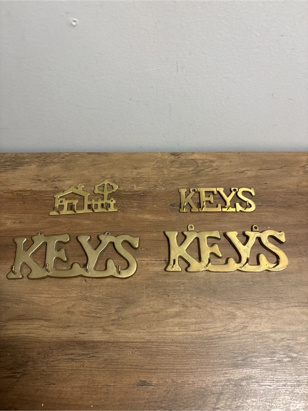 Vintage Brass Key Holder image indicator(7)