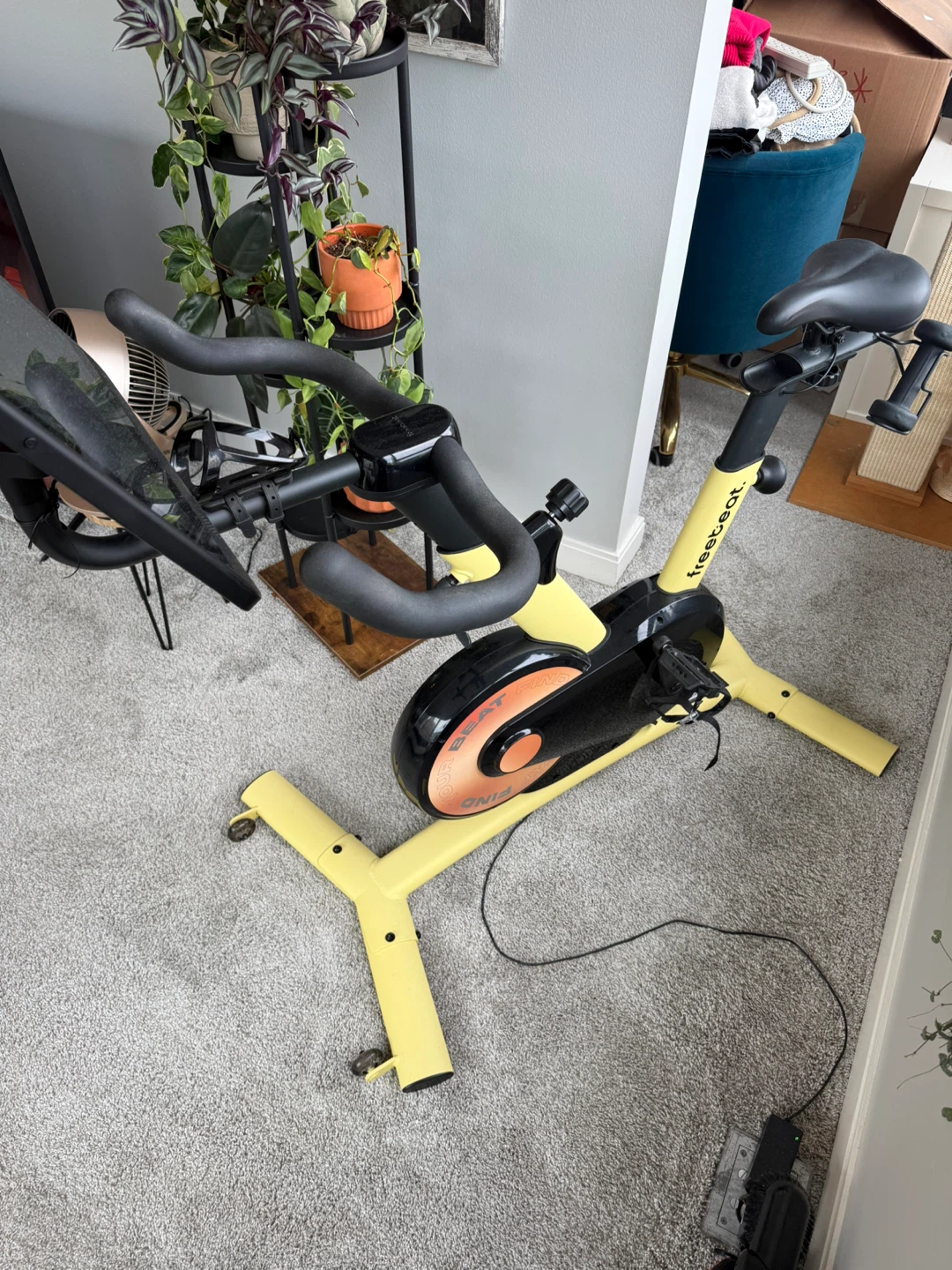 MUST GO ASAP! - Freebeat Exercise Bike - Yellow - photo 2