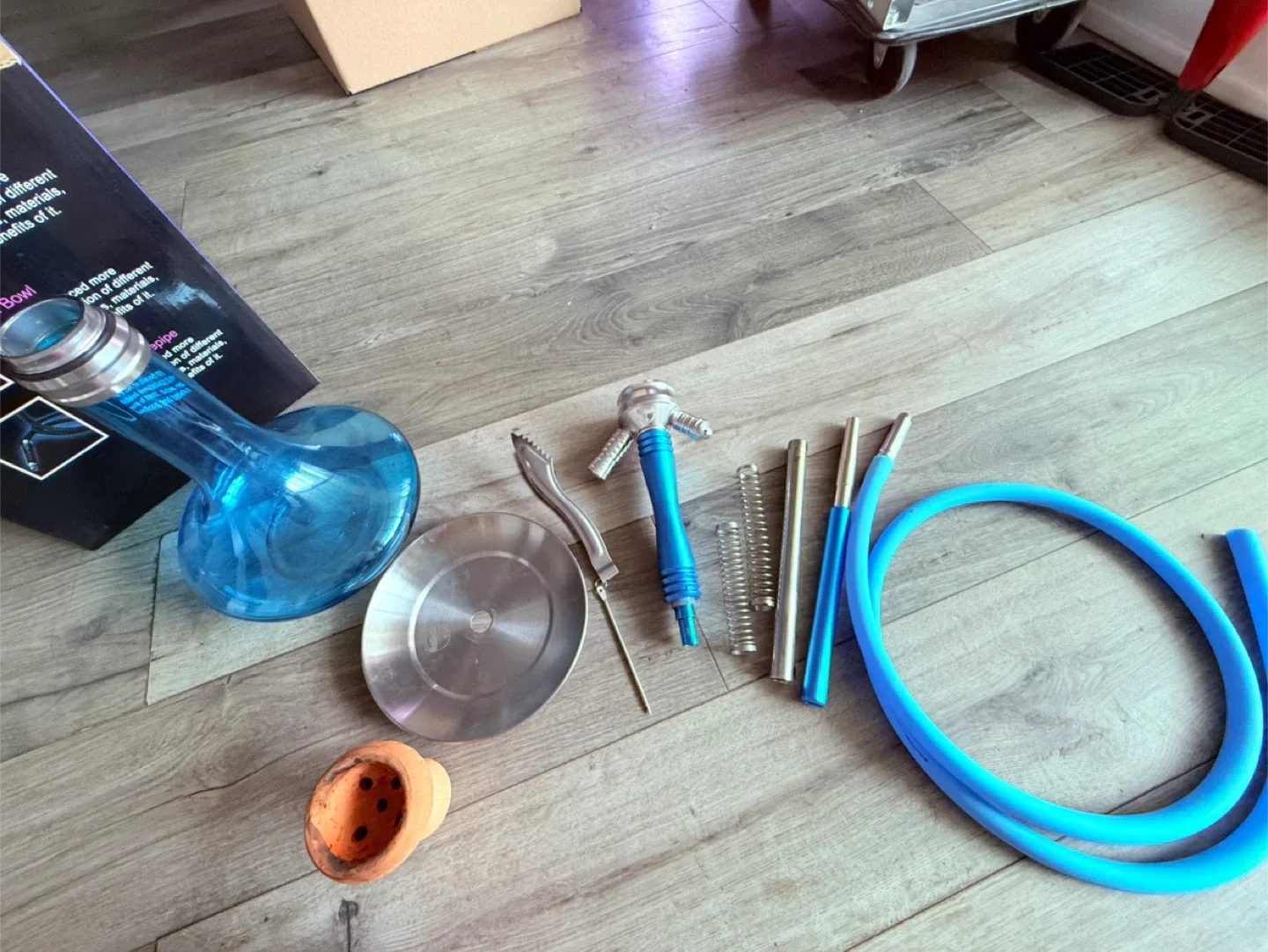 Blue Khalil Mamoon Hookah with Accessories image indicator(2)