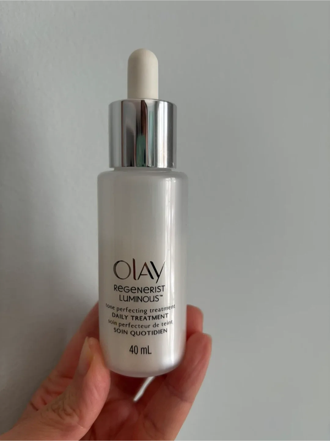 Olay Regenerist Luminous Tone Perfecting Daily Treatment 40mL 🥕