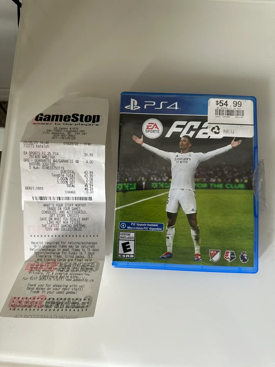 PS4) - Like New!  FIFA2025 DESk image indicator(2)